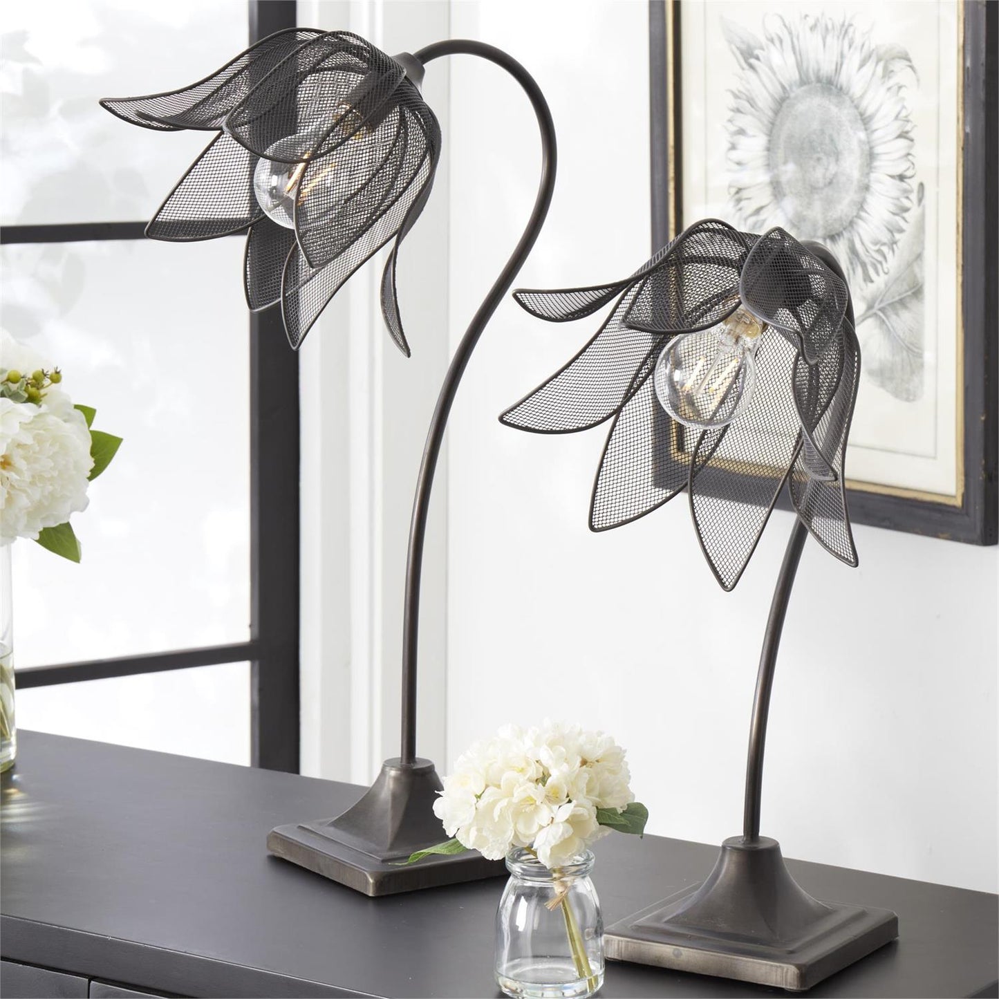 Black Mesh Tulip LED Lamp 18"