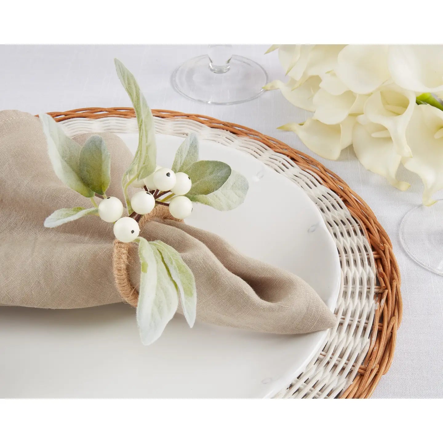 Saro White Berry Napkin Ring