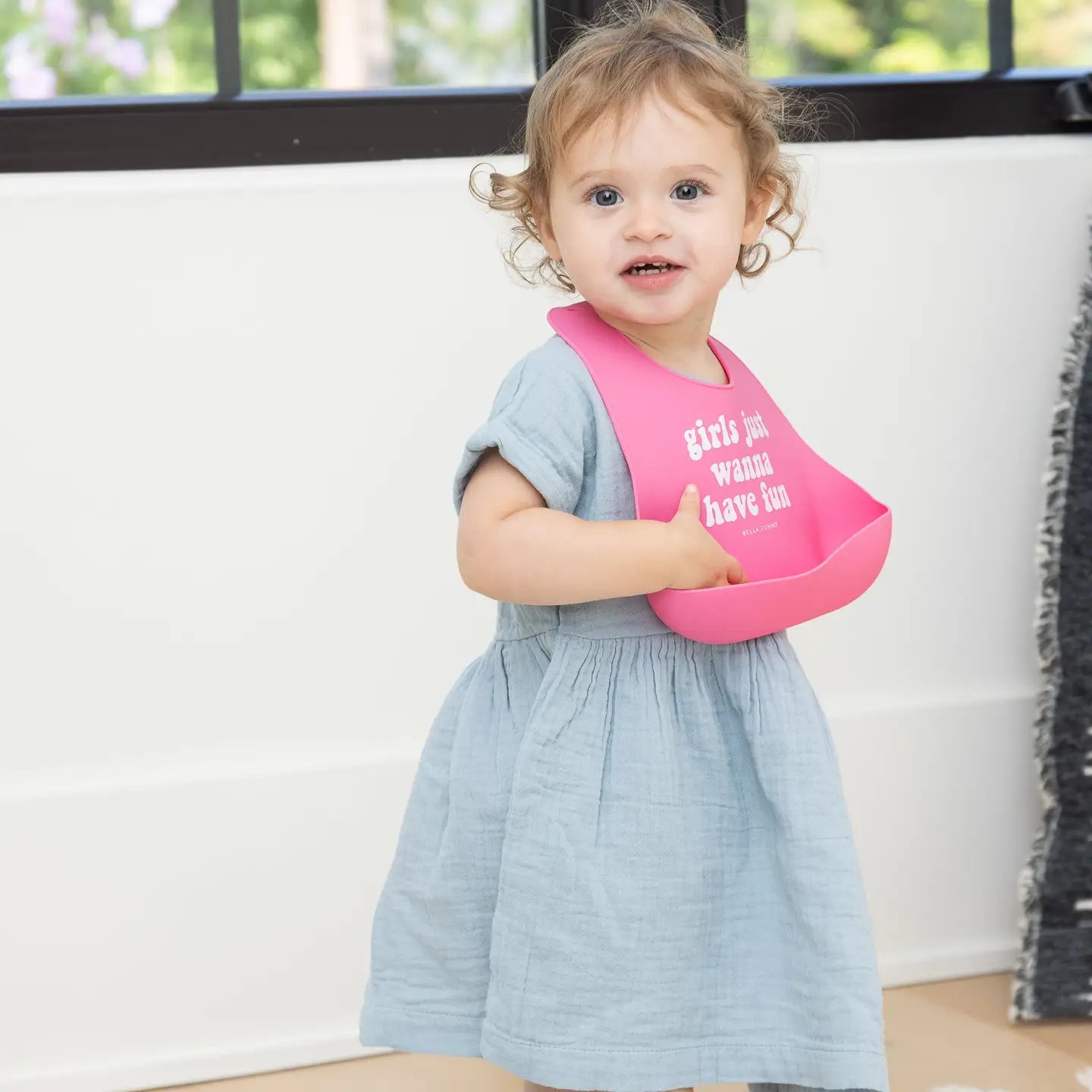 Bella Tunno Wonder Bib Girls Just Wanna Have Fun