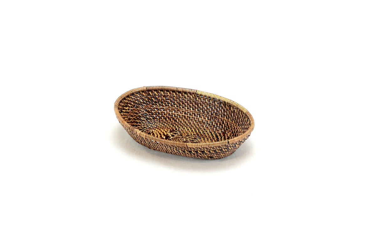 Calaisio Oval Bread Basket with Scalloped Edge Medium