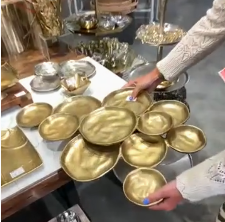 Gold Textured 11-Plate Cluster Platter