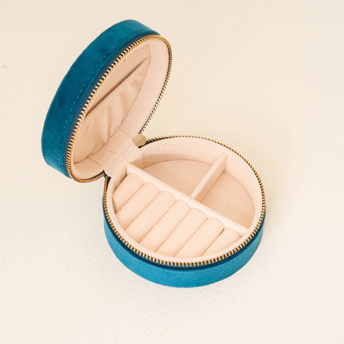 Round Velvet Jewelry Case Teal