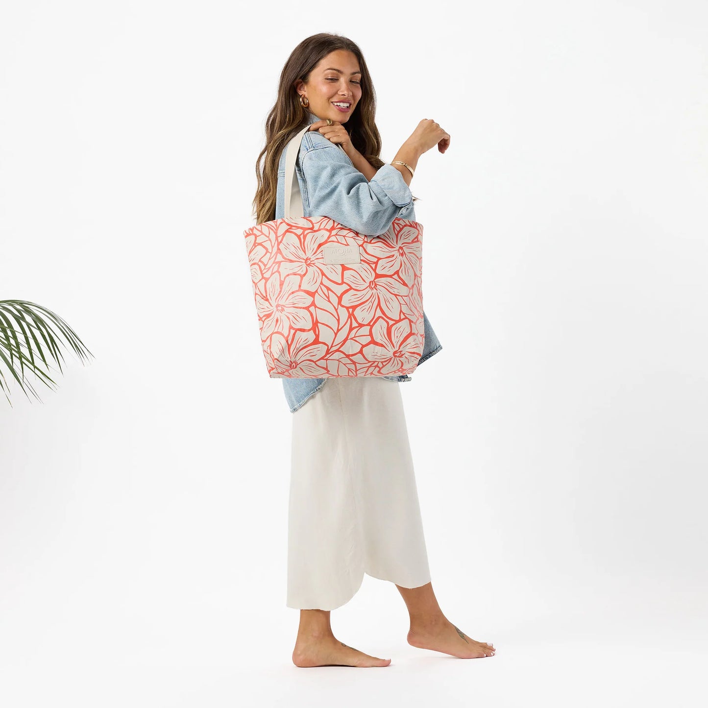 Aloha Collection Backyard Day Tripper Red Haute on Sandstone