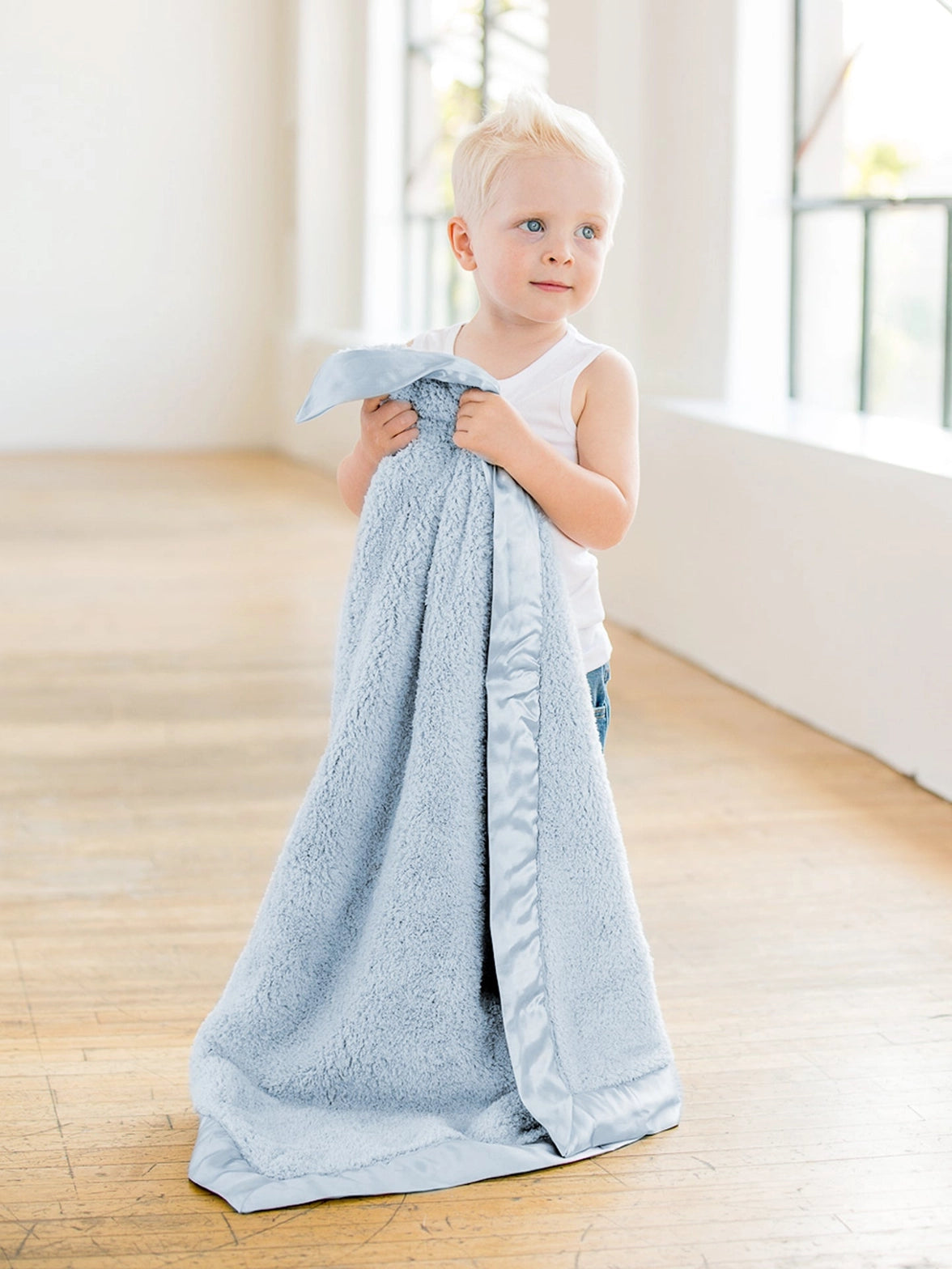 Little Giraffe Chenille Baby Blanket Blue