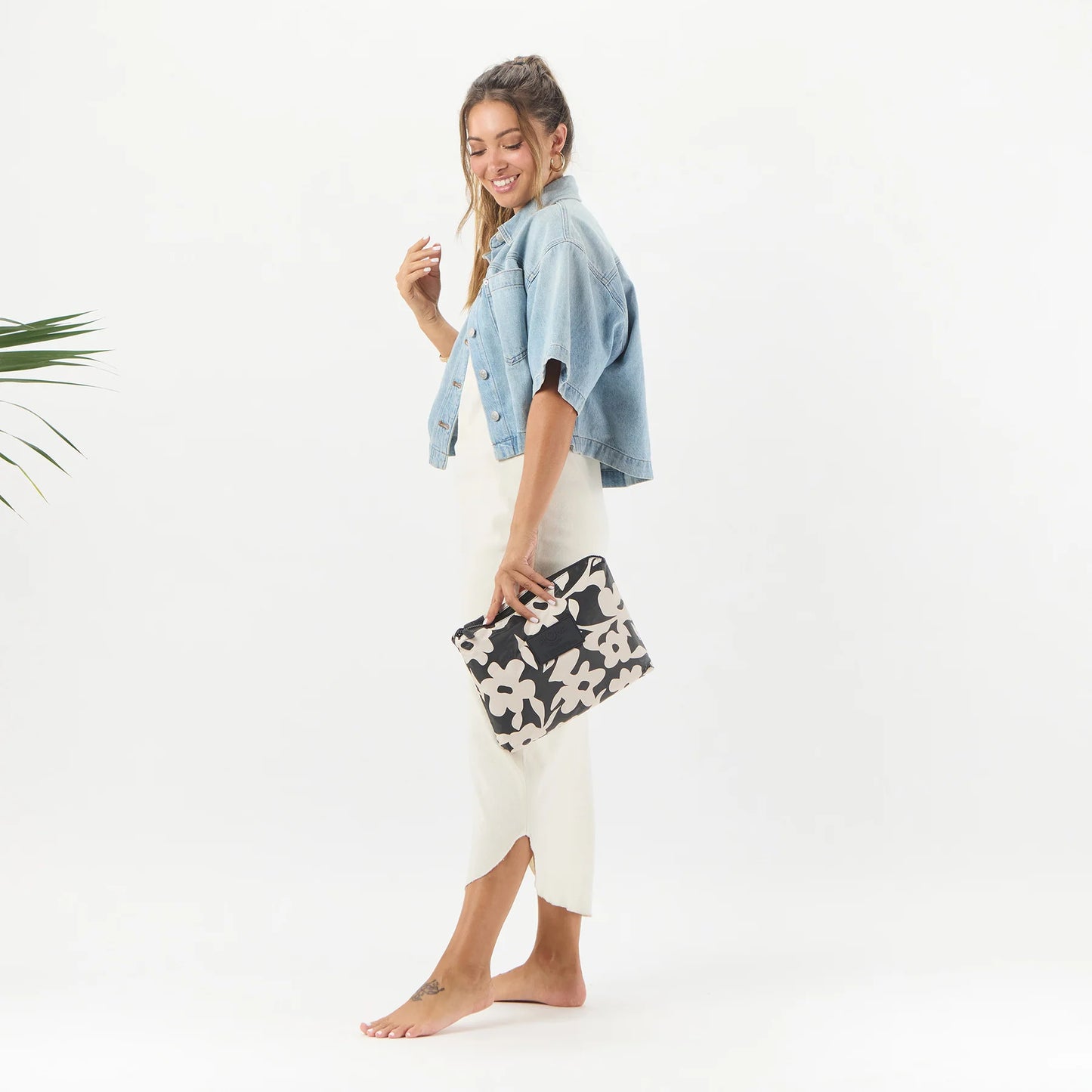 Aloha Collection Fall Flowers Mid Pouch Black on Sandstone