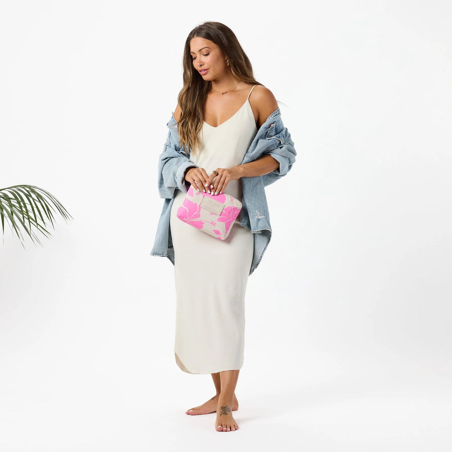 Aloha Collection Salina Small Pouch Fruit Punch on Sandstone