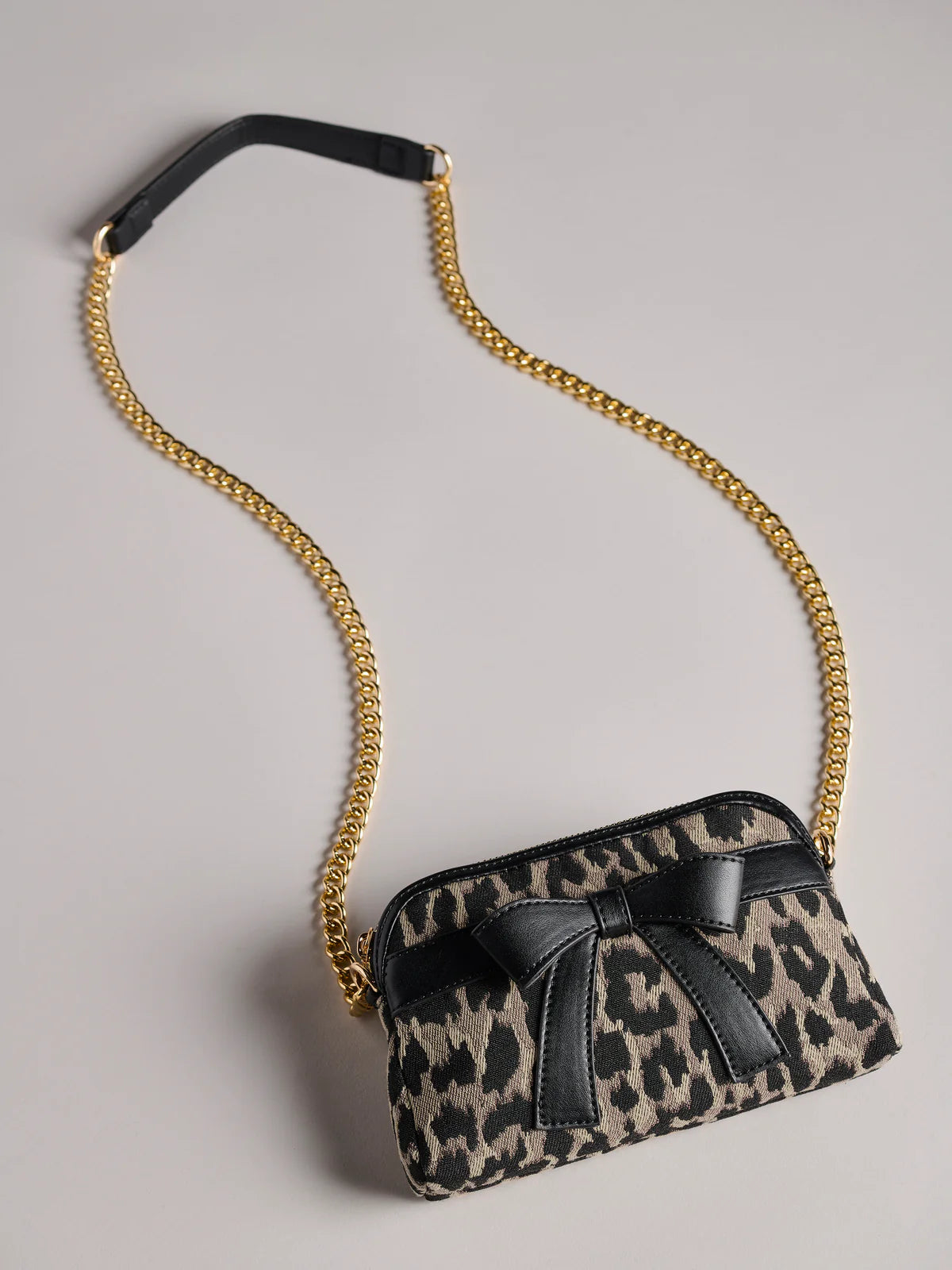 Shiraleah Leo Crossbody Leopard