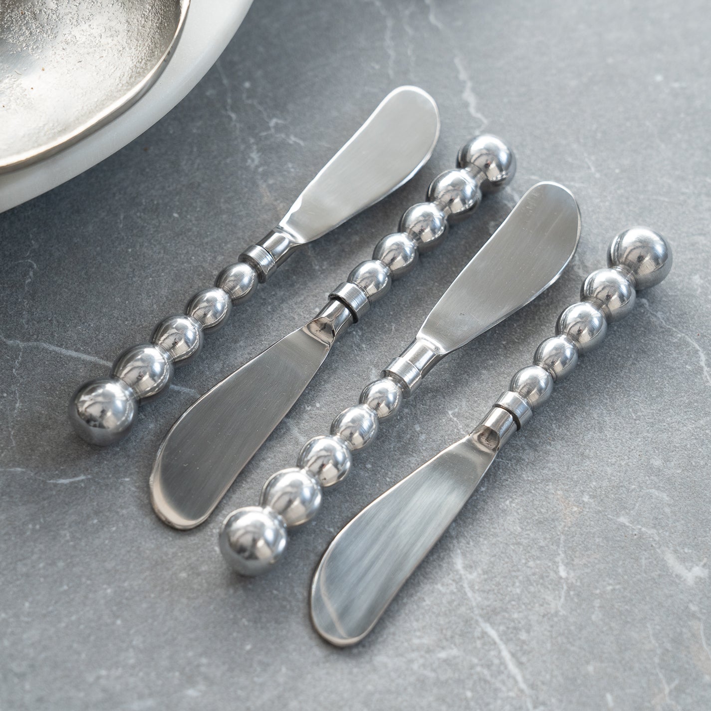 Beaded Handle Spreader