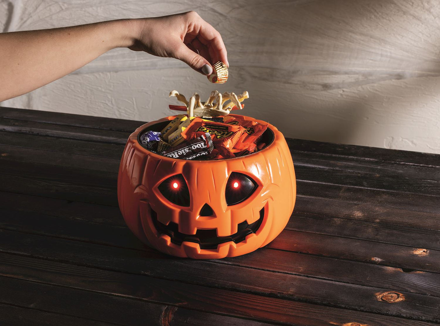 SALE Mudpie Animated LED Pumpkin Candy Bowl