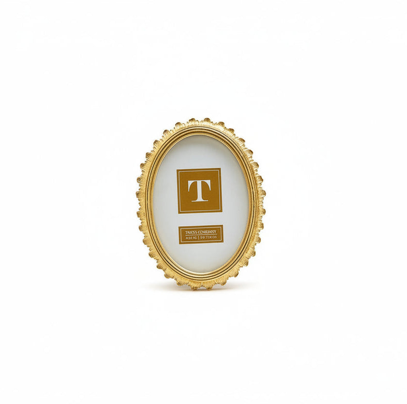 Oval gold falcate picture frame