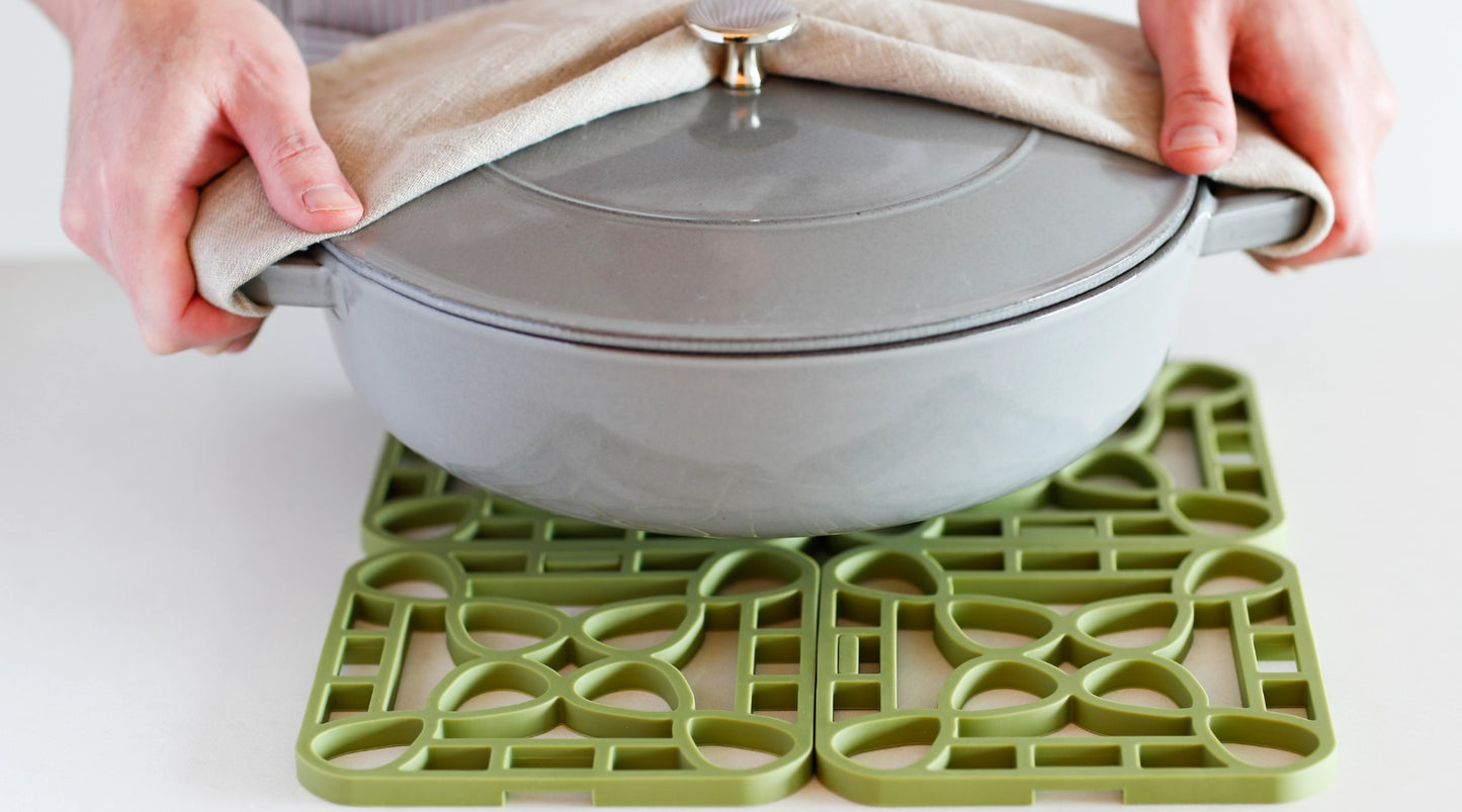 Blue Interlocking Trivet
