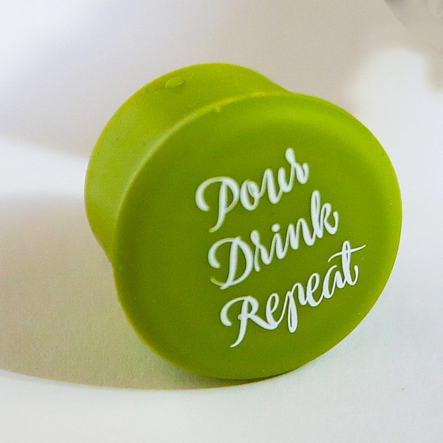 CapaBunga Wine Cap Pour Drink Repeat