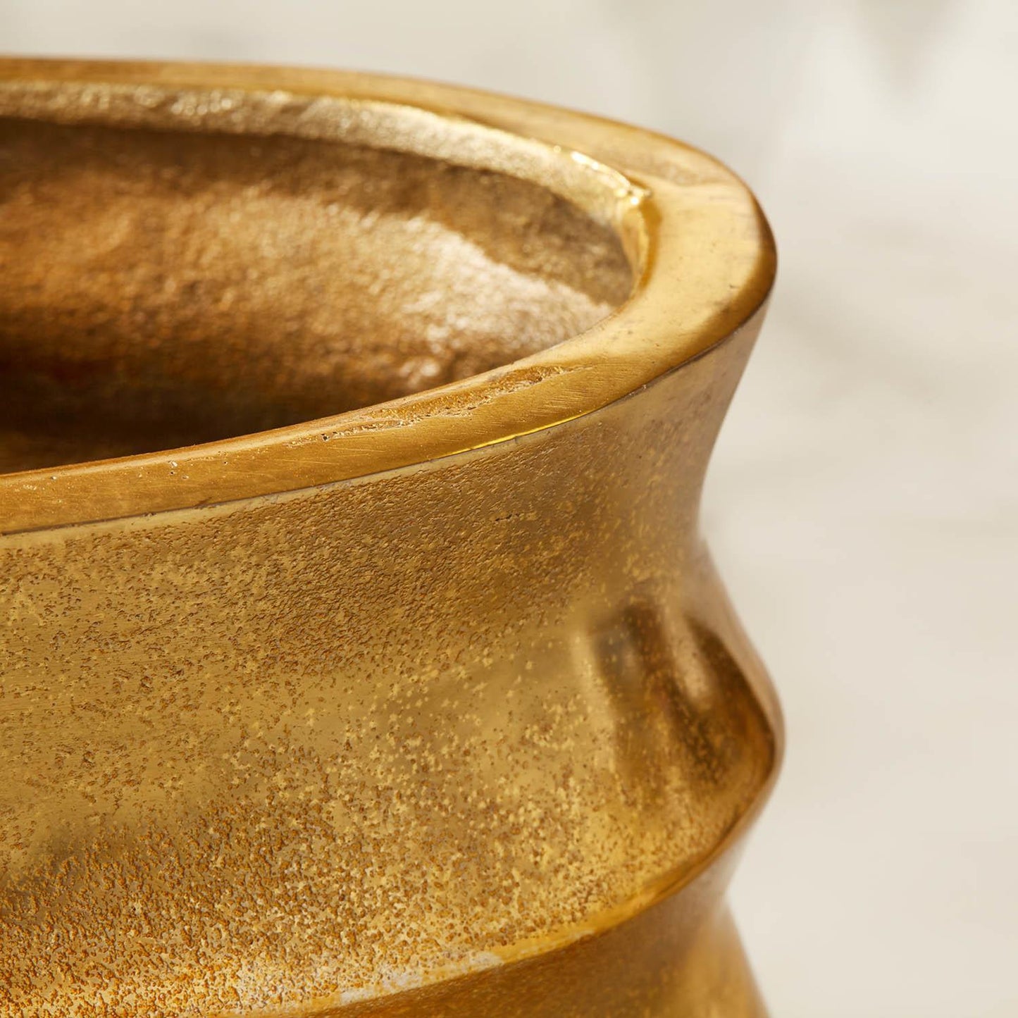 Golden Wave Planter Small