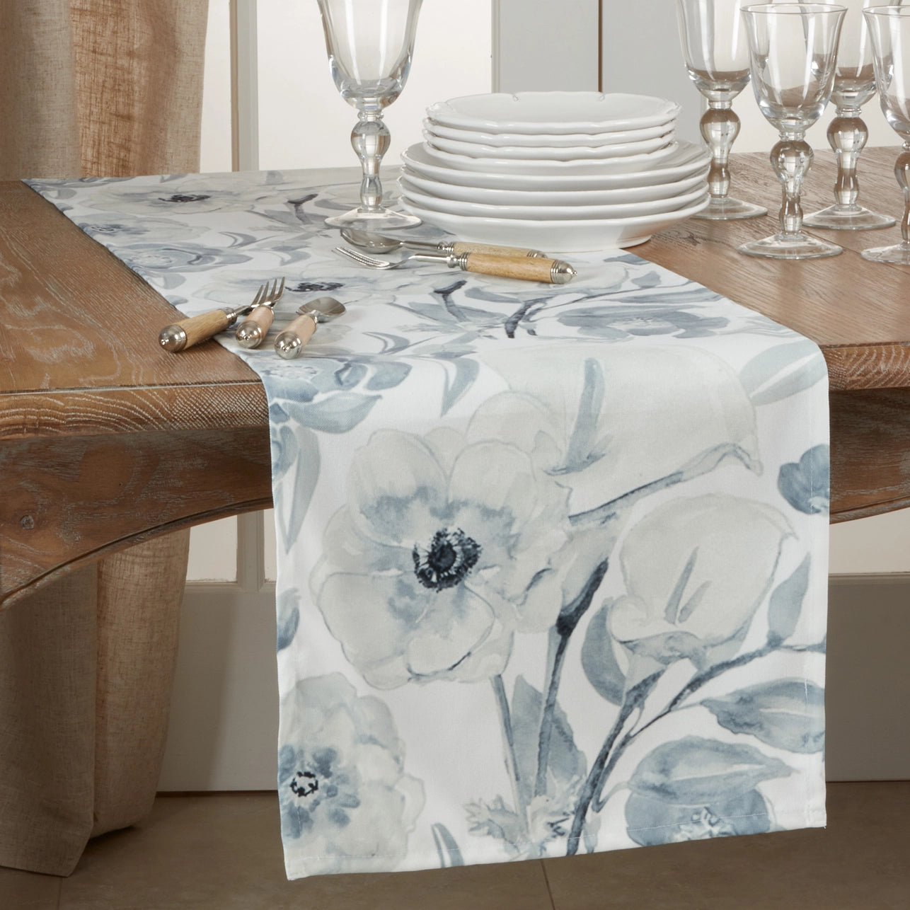 Saro Watercolor Floral Runner