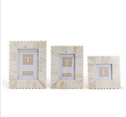 Scalloped Frame LARGE 5”x7”
