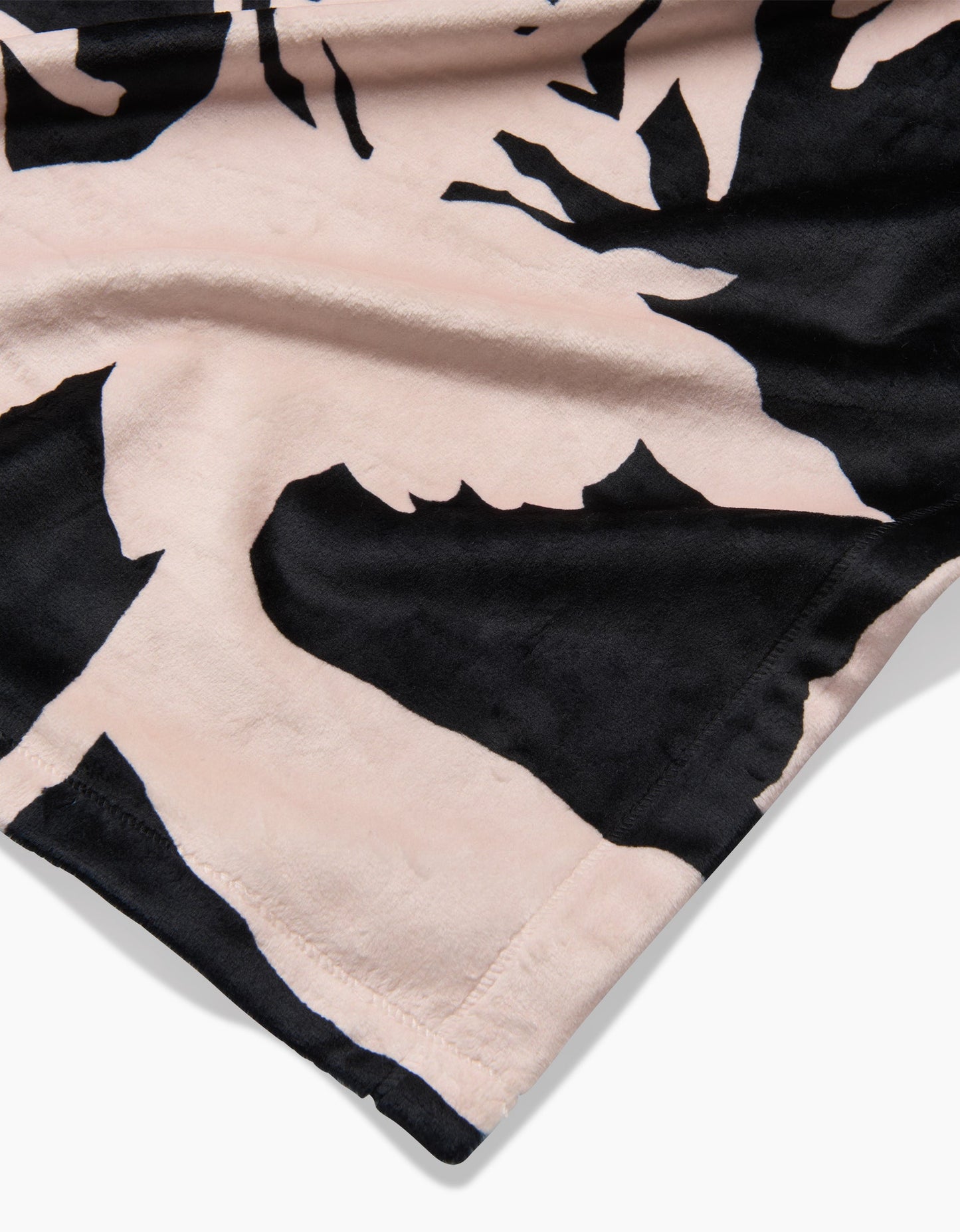 Geometry Pam Butter Blanket
