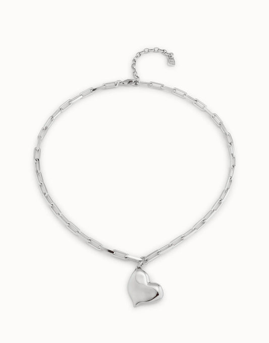 UNOde50 Heartbeat Link Chain Silver Necklace with Heart on white background