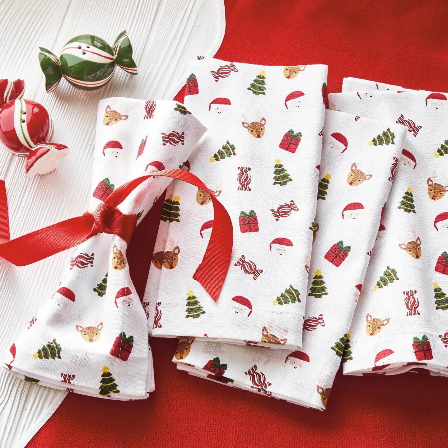Holiday Cheer Napkin Set of 4