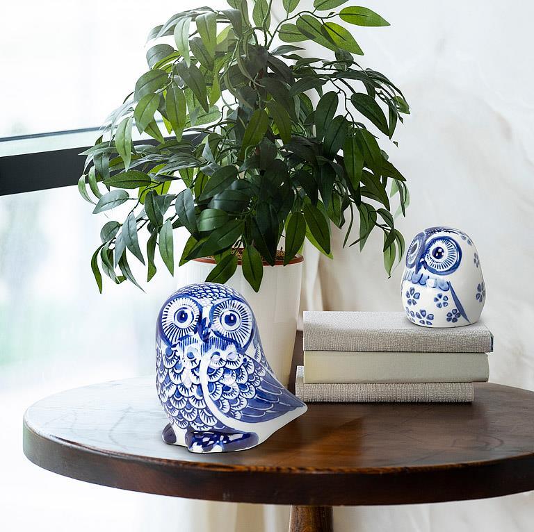 Blue & White Owl Medium