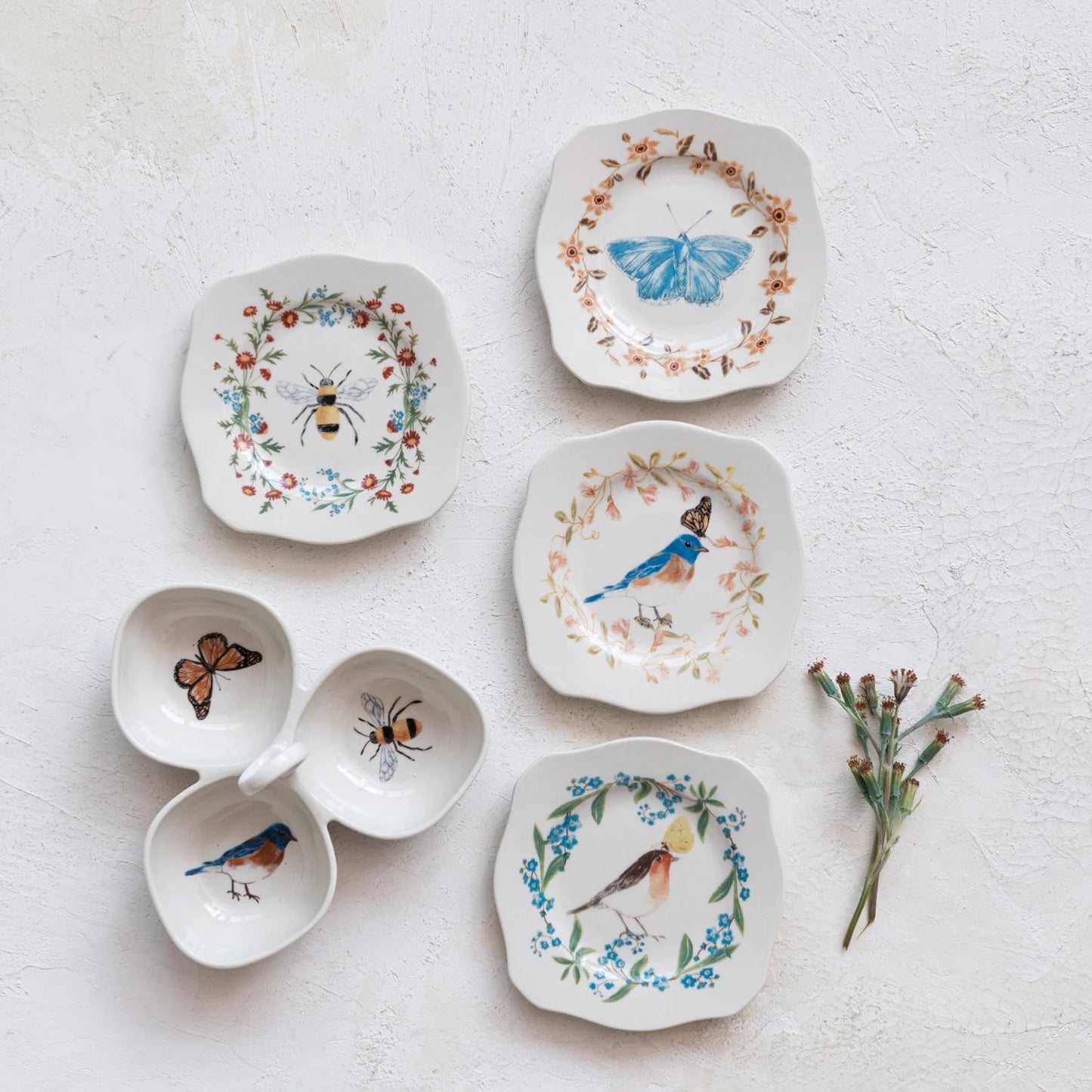 Stoneware Scalloped Plate
